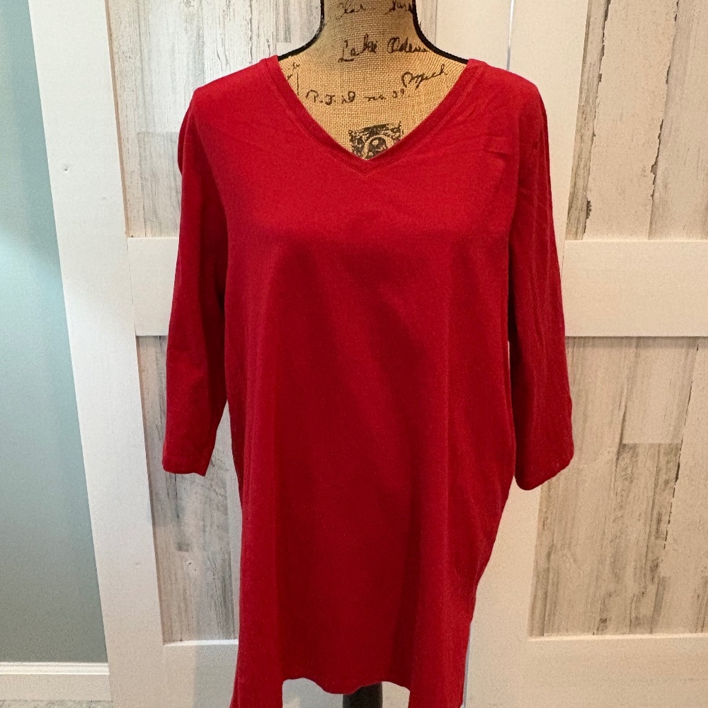 WOMAN WITHIN RED TUNIC 18/20 LARGE